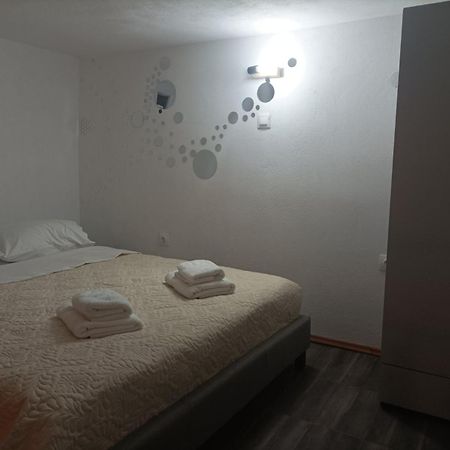 Βαχος Rooms 5 Tseratsiá Eksteriør bilde